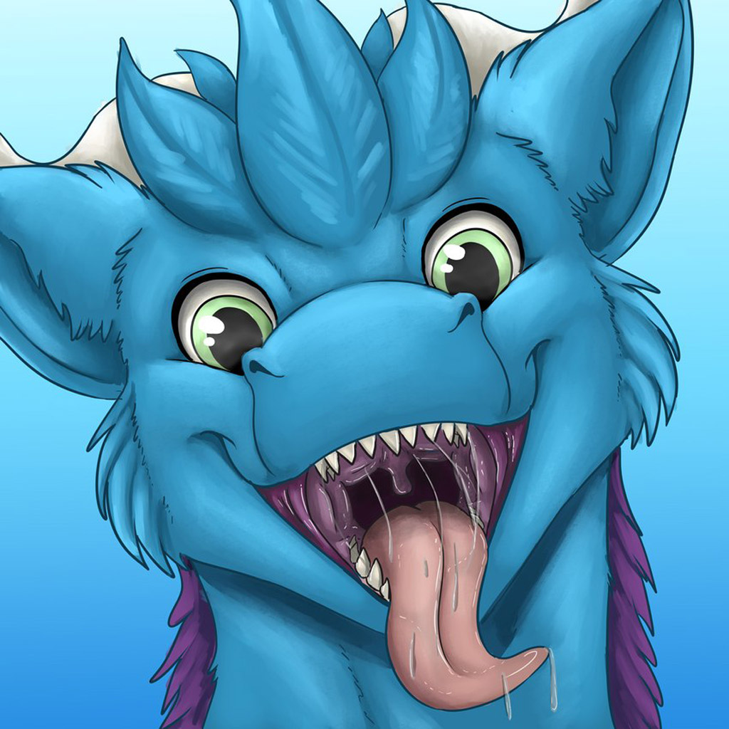 Чешуйчатый открыл пасть и улыбается Веселый дракон