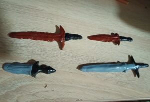 :Первые оружия: