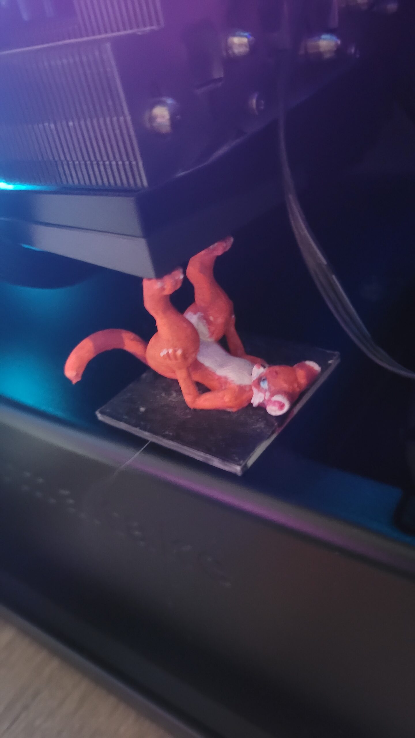 Подставка под видеокарту